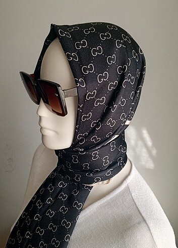 GUCCİ DESENLİ VUAL İPEK ŞAL 