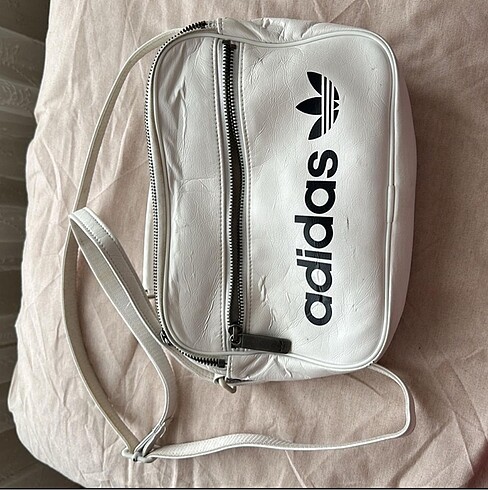 Beyaz adidas özel seri kadın deri çanta askılı