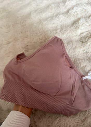 H&M Dikişsiz Sporcu Sütyeni - Görsel 2