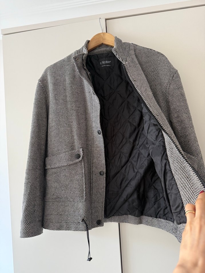 Siyah Astarlı Cepli Kaşe Mont - Görsel 5