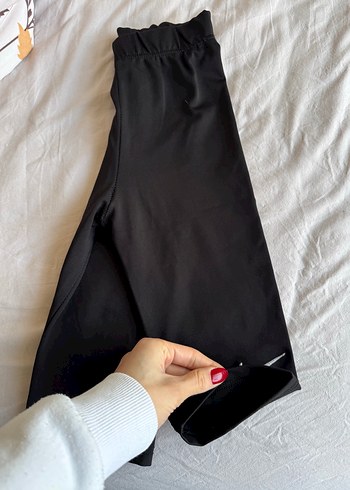 Siyah Yarım Spor Tayt - Görsel 3