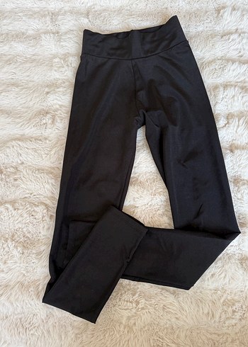 Siyah parlak tayt - Görsel 2