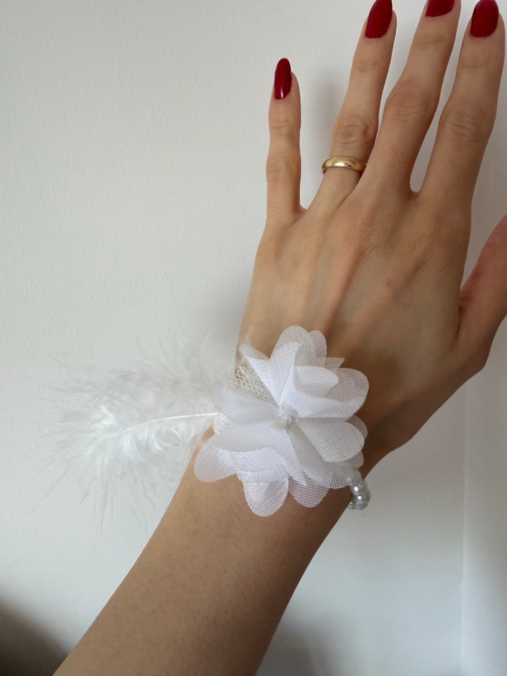 Beyaz tüylü incili Nedime bileklik - Görsel 2