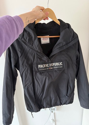 Pull&Bear Kanguru Yağmurluk - Görsel 6