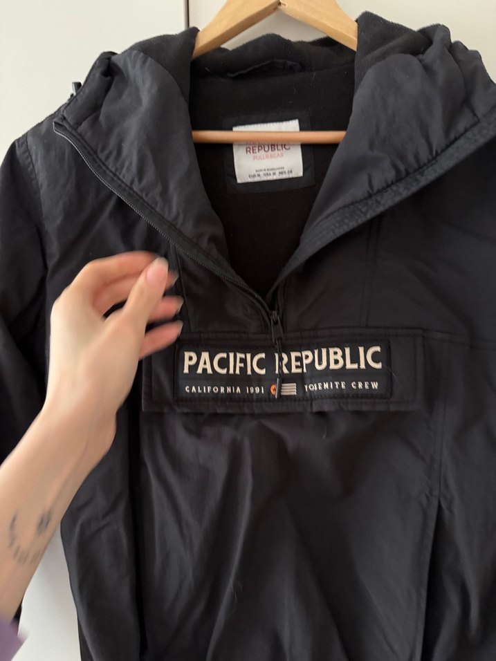 Pull&Bear Kanguru Yağmurluk - Görsel 3