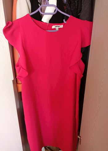 Pembe Midi Kolsuz Fırfırlı Elbise