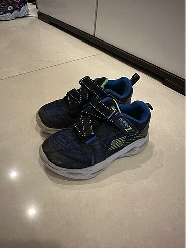 Skechers spor ayakkabı