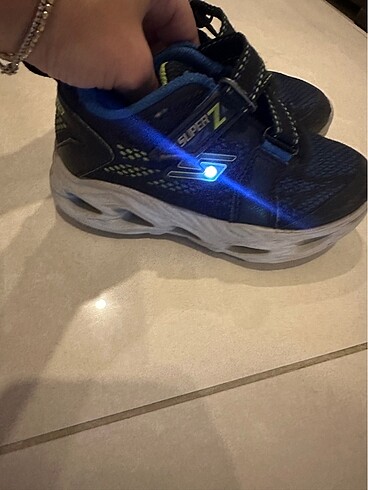 25 Beden siyah Renk Skechers spor ayakkabı