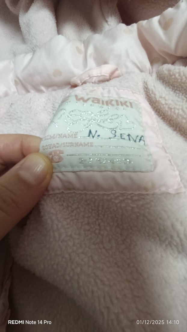 Kız Çocuk Pembe Kürklü Kapüşonlu Yelek - Görsel 2