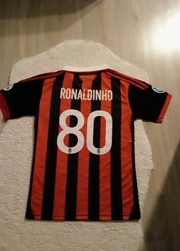 80 RONALDİNHO BASKILI AC MILAN FORMA