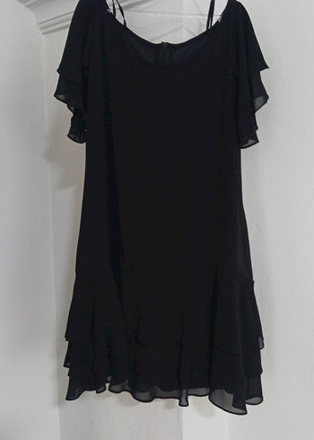 Siyah Midi Straplez Ruffle Detaylı Elbise
