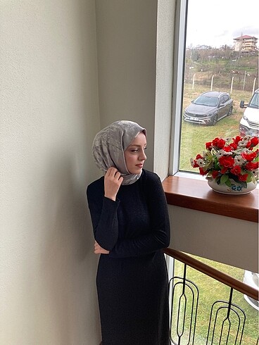 m Beden siyah Renk Suud siyah beli düğümlü simli elbise