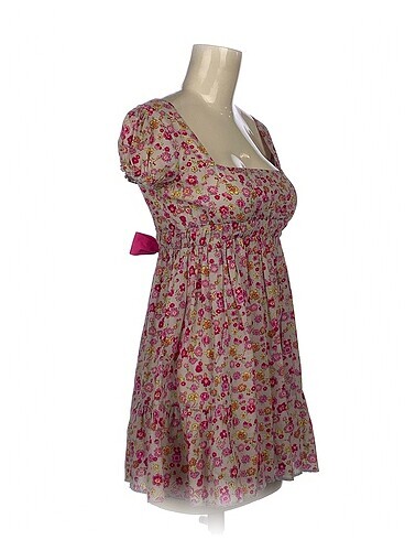 Vintage Love PreLoved Kısa Elbise %70 İndirimli.