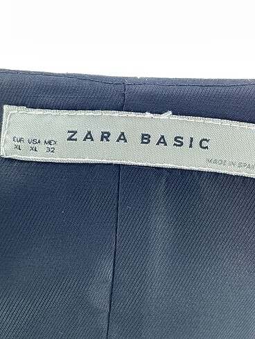 xl Beden siyah Renk Zara Yelek %70 İndirimli.
