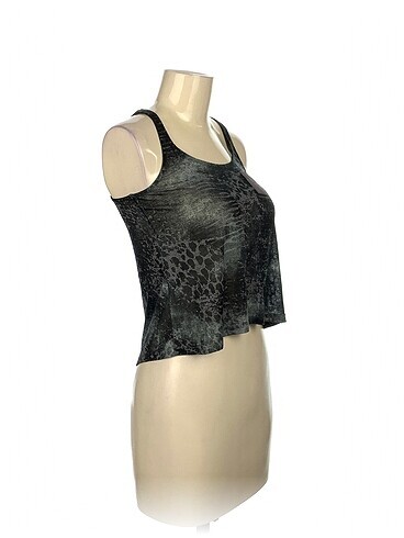 Diğer PreLoved Bluz %70 İndirimli.