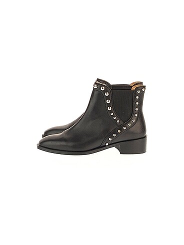 Zara Bot %70 İndirimli.