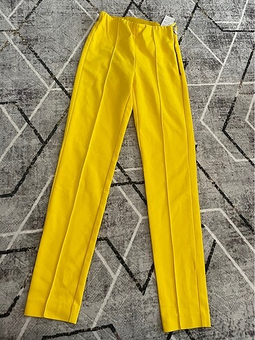 Sarı Kumaş Pantolon