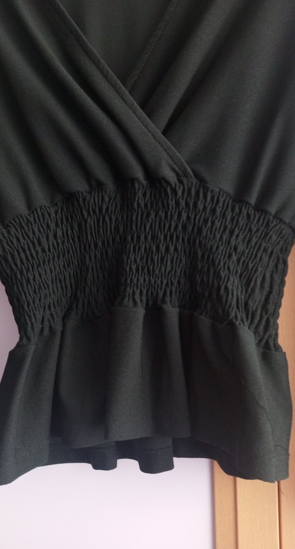 Siyah V Yakalı Pilili Uzun Kollu Bluz - Görsel 2