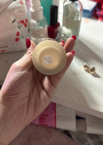 HOLA Full Coverage Fondöten - Açık Bej - Görsel 2