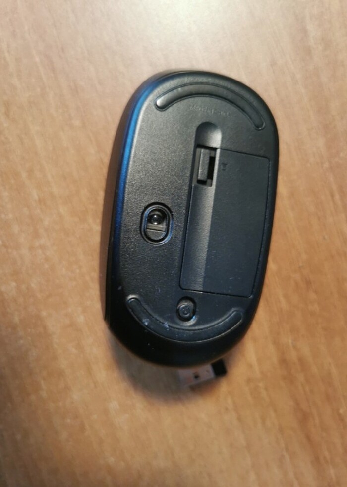Microsoft 1850 Kablosuz Mouse - Görsel 2