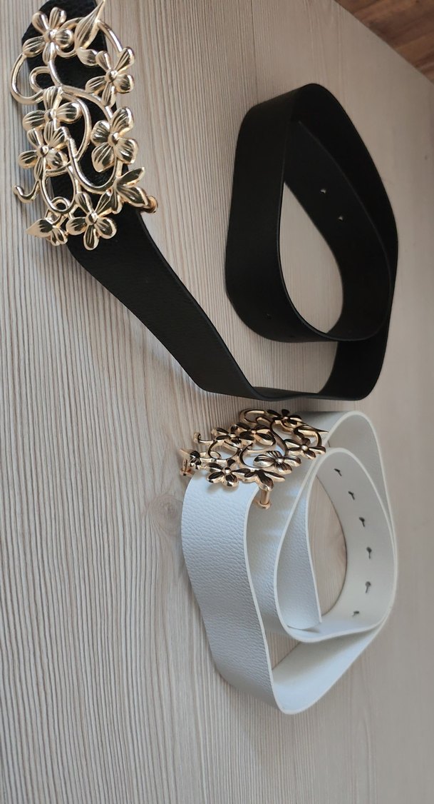 toka detaylı siyah ve beyaz kemer - Görsel 5