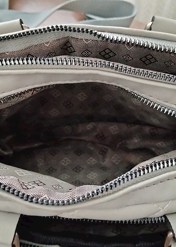 Gri Kadın Çapraz Askılı Günlük Çanta - Görsel 5