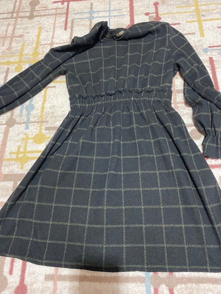 Yeşil mini elbise günlük kullanıma uygundur - Görsel 4