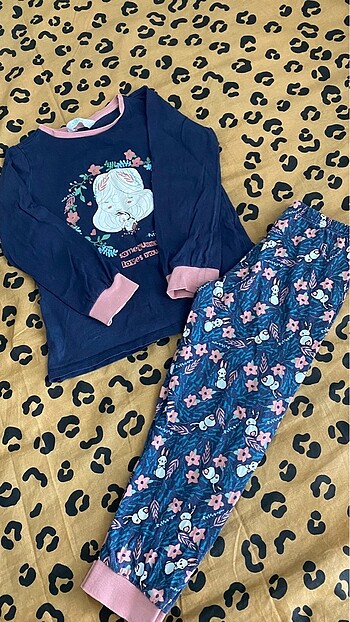 PENTİ pijama takımı