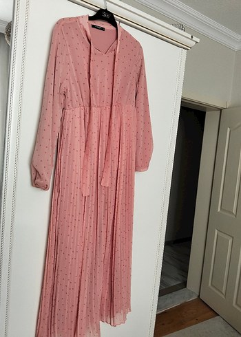 Pudra Pileli Uzun Kadın Elbise - Görsel 2