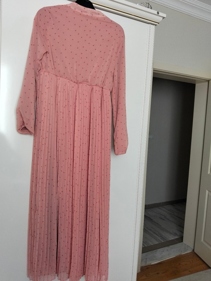 Pudra Pileli Uzun Kadın Elbise - Görsel 5