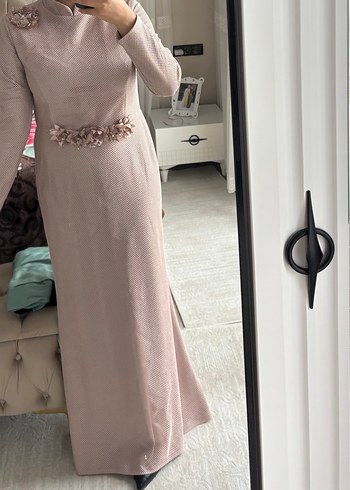 Bej Nakışlı Uzun Kollu Nişan Elbisesi - Görsel 4