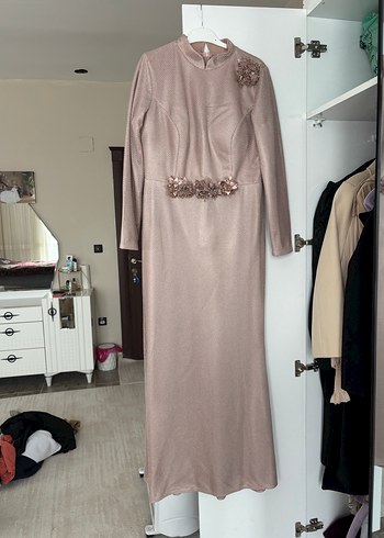 Bej Nakışlı Uzun Kollu Nişan Elbisesi - Görsel 2