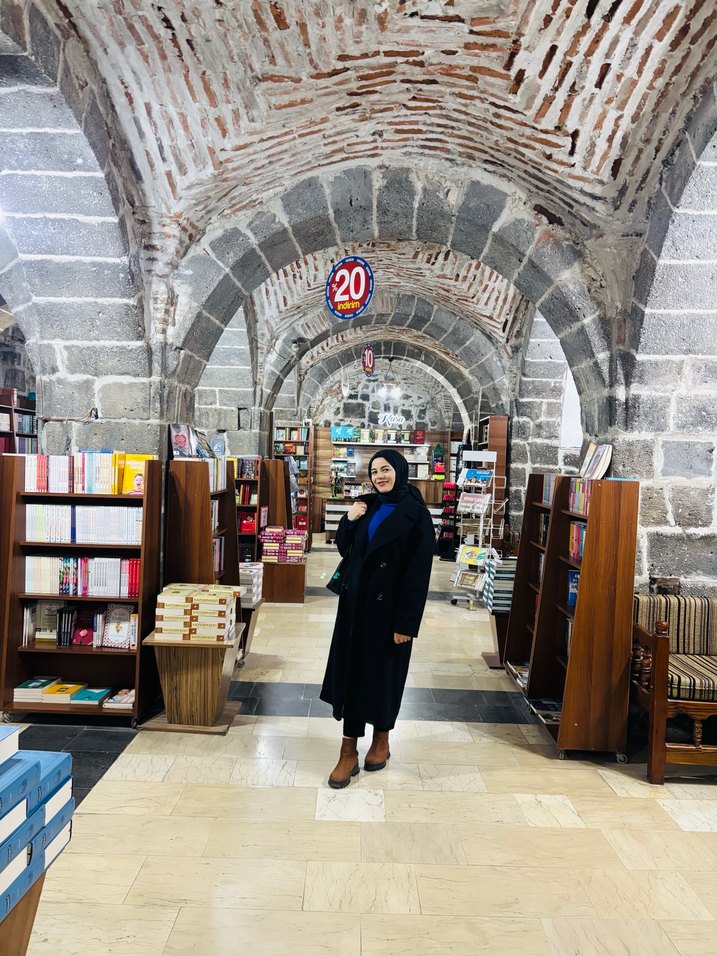 Siyah Uzun Kadın Yün Kaban - Görsel 4