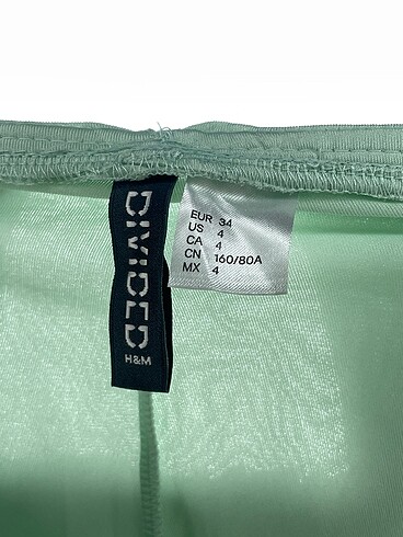 34 Beden çeşitli Renk H&M Kısa Elbise %70 İndirimli.