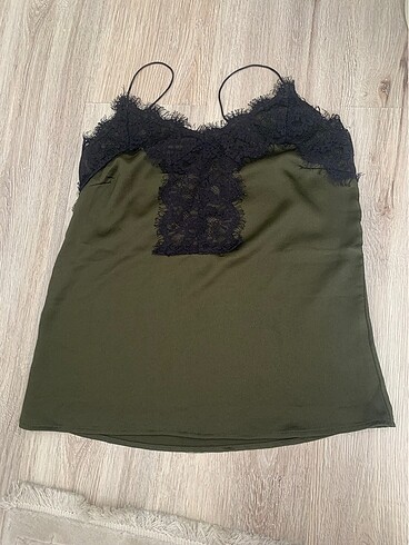 Stradivarius dantel yaka saten bluz
