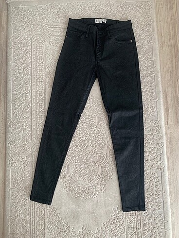 Mango yılan desen mumlu pantolon