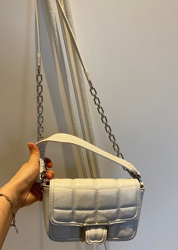 Zara Ekru Kapitone Zincirli Mini Canta