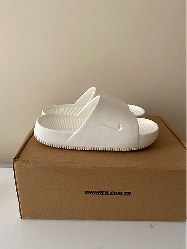 Nike calm Slide