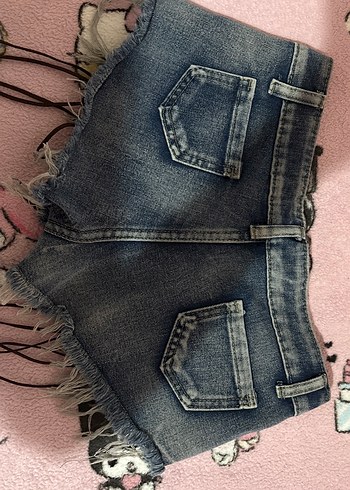 Kemer Detaylı Koyu Renk Mini Denim Şort - Görsel 8