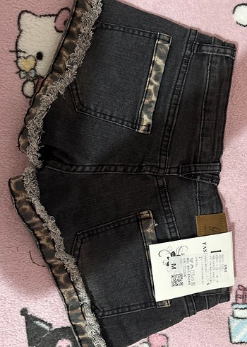 Kahverengi Kürklü Koyu Tie-Dye Mini Kot Şort - Görsel 9