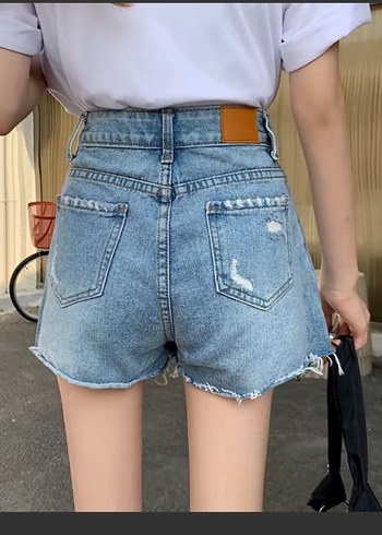 Düğmeli Açık Mavi Denim Mini şort Etek - Görsel 2