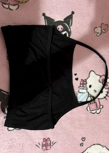 siyah boyundan geçirmeli üst - Görsel 8