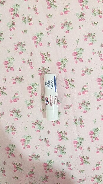 Nivea lipbalm babylips 