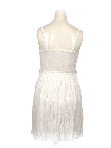 s Beden PreLoved Kısa Elbise %70 İndirimli.