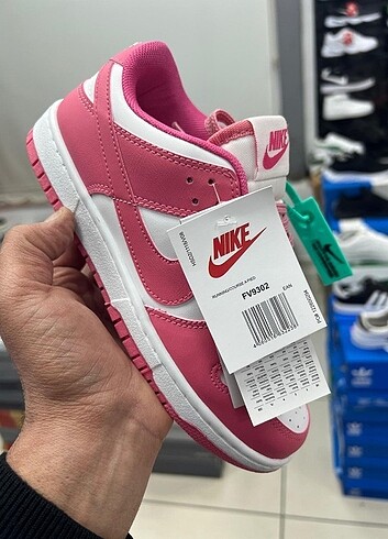 Nike İTAL NİKE DUNK SPOR AYAKKABI SIFIR MAGAZA ÜRÜNÜ