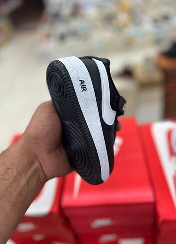 Nike çocuk spor ayakkabı sıfır kutusunda mağaza ürünü