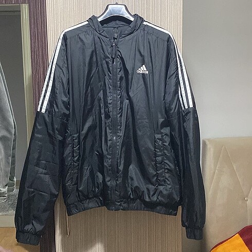 Adidas mont