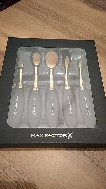 Max Factor Fırça Seti
