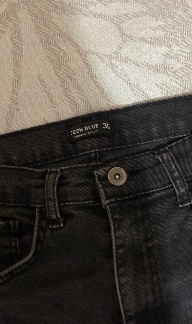 Siyah Kemer Detaylı Dar Kesim Kadın Kot Pantolon - Görsel 4