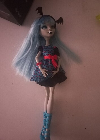 monster high ghoulia yelps